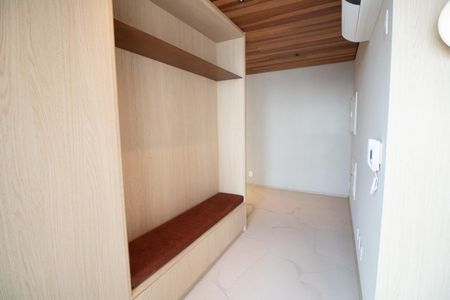 Sala de apartamento para alugar com 1 quarto, 81m² em Jardim das Acacias, São Paulo