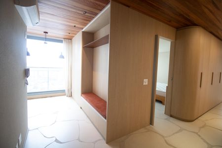 Apartamento para alugar com 81m², 1 quarto e 1 vagaCorredor