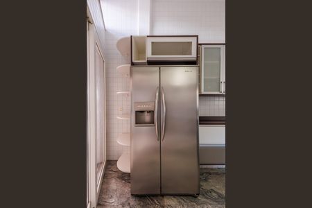 Casa de condomínio para alugar com 450m², 3 quartos e 4 vagasCozinha