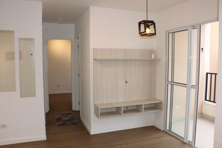 Sala de apartamento para alugar com 2 quartos, 43m² em Jardim da Glória, Cotia