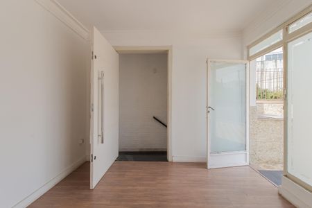 Hall social de casa para alugar com 3 quartos, 320m² em Matriz, Mauá