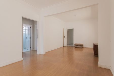 Casa para alugar com 320m², 3 quartos e 2 vagasSala