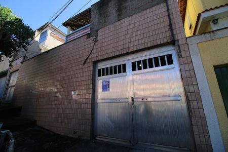 Casa à venda com 300m², 3 quartos e 4 vagasFachada da casa