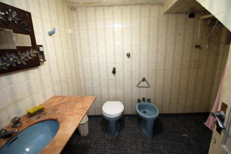 Casa à venda com 300m², 3 quartos e 4 vagasBanheiro de serviço