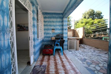 Casa à venda com 300m², 3 quartos e 4 vagasVaranda