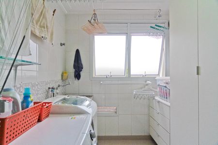Apartamento à venda com 216m², 4 quartos e 4 vagasÁrea de Serviço