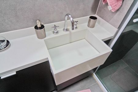 Apartamento à venda com 216m², 4 quartos e 4 vagasBanheiro da Suíte 3