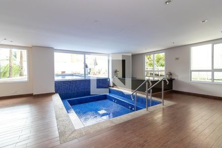 Apartamento à venda com 216m², 4 quartos e 4 vagasÁrea comum - Piscina
