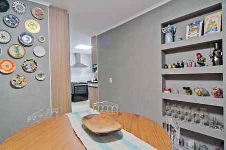 Apartamento à venda com 216m², 4 quartos e 4 vagasCozinha