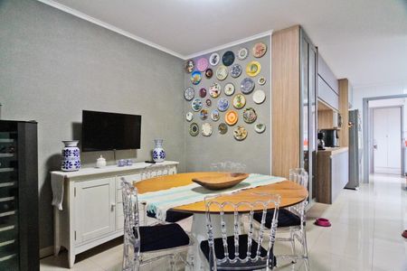Apartamento à venda com 216m², 4 quartos e 4 vagasCozinha