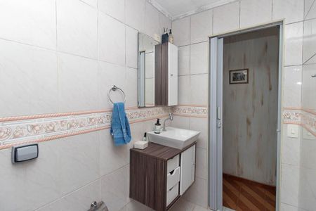 Casa para alugar com 120m², 2 quartos e 1 vaga Casa para alugar com 120m², 2 quartos e 1 vagaBanheiro Social