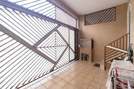 Casa para alugar com 120m², 2 quartos e 1 vaga Casa para alugar com 120m², 2 quartos e 1 vagaGaragem