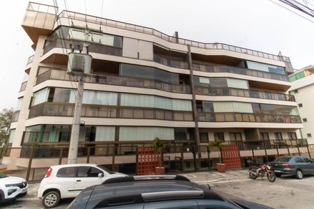 Apartamento à venda com 80m², 2 quartos e 1 vagaFachada