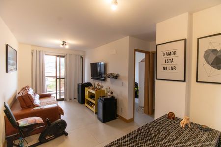 Sala de apartamento à venda com 2 quartos, 80m² em Piratininga, Niterói