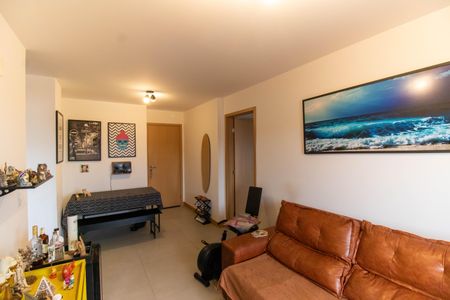 Sala de apartamento à venda com 2 quartos, 80m² em Piratininga, Niterói