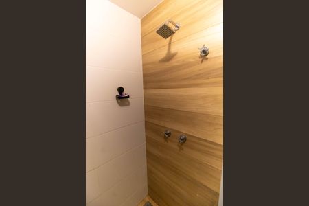 Apartamento à venda com 80m², 2 quartos e 1 vagaBanheiro da Suíte