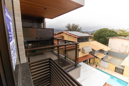 Apartamento à venda com 80m², 2 quartos e 1 vagaPlaquinha