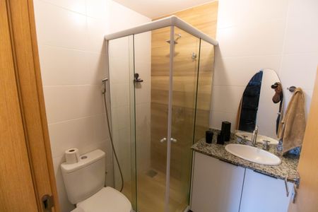 Apartamento à venda com 80m², 2 quartos e 1 vagaBanheiro da Suíte