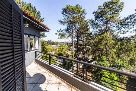 Varanda de casa de condomínio para alugar com 5 quartos, 700m² em Alphaville, Santana de Parnaíba