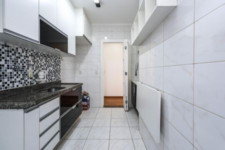 Apartamento à venda com 64m², 2 quartos e 2 vagas Apartamento à venda com 64m², 2 quartos e 2 vagasCozinha
