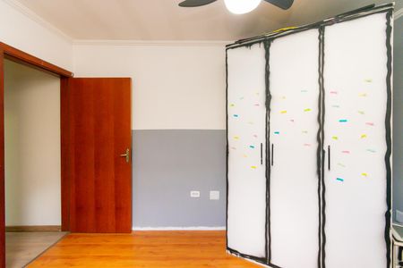 Casa à venda com 240m², 3 quartos e 2 vagasQuarto 2