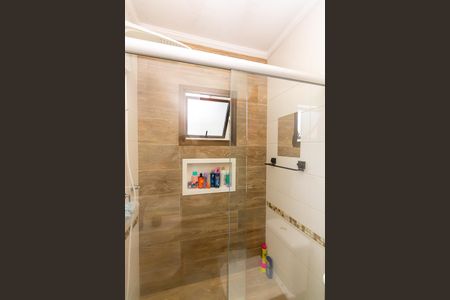 Casa à venda com 240m², 3 quartos e 2 vagasBanheiro 2