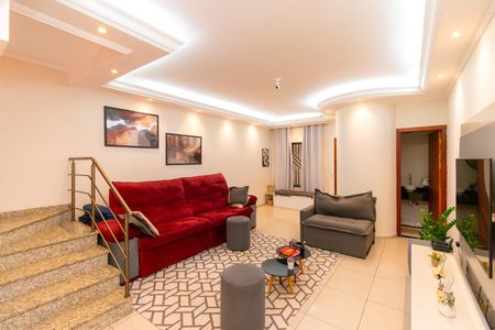 Sala de casa à venda com 3 quartos, 240m² em Vila Santa Clara, São Paulo