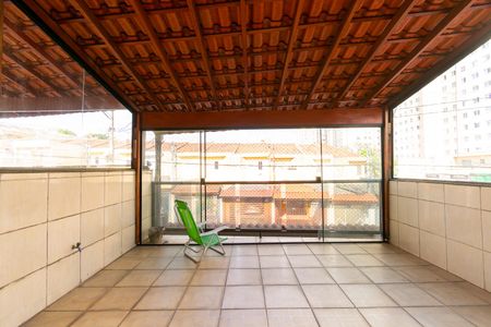Casa à venda com 240m², 3 quartos e 2 vagasVaranda da Suíte