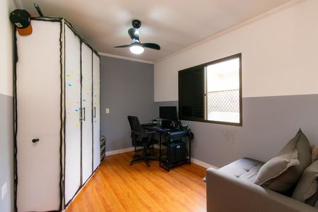 Casa à venda com 240m², 3 quartos e 2 vagasQuarto 2