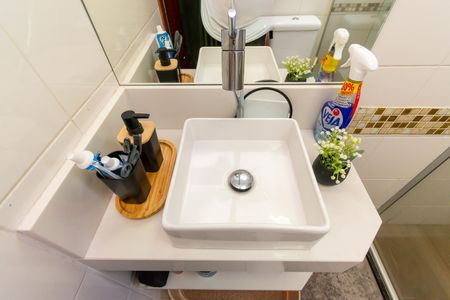 Casa à venda com 240m², 3 quartos e 2 vagasBanheiro 2