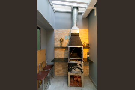 Casa à venda com 240m², 3 quartos e 2 vagasÁrea gourmet - Churrasqueira