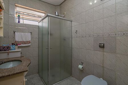 Casa à venda com 320m², 2 quartos e 4 vagasBanheiro Social