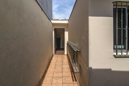 Casa à venda com 320m², 2 quartos e 4 vagasCorredor