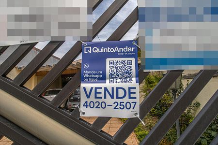 Casa à venda com 320m², 2 quartos e 4 vagasFachada