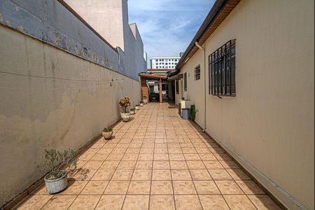 Casa à venda com 320m², 2 quartos e 4 vagasQuintal
