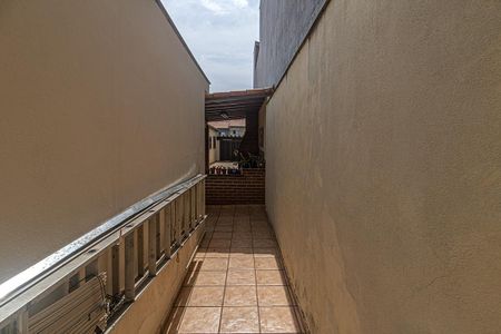 Casa à venda com 320m², 2 quartos e 4 vagasCorredor