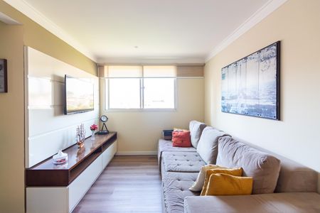 Apartamento para alugar com 70m², 2 quartos e 1 vagaSala