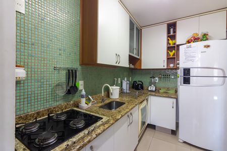 Apartamento para alugar com 70m², 2 quartos e 1 vagaCozinha