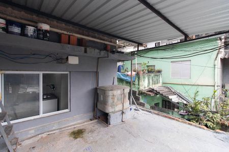 Casa para alugar com 50m², 1 quarto e sem vaga Casa para alugar com 50m², 1 quarto e sem vagaQuintal