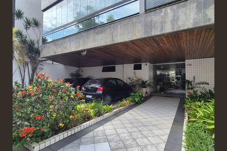 Apartamento para alugar com 195m², 3 quartos e 2 vagas