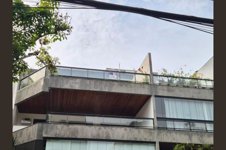 Apartamento para alugar com 195m², 3 quartos e 2 vagas