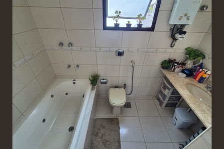 Apartamento para alugar com 195m², 3 quartos e 2 vagas