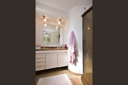 Apartamento para alugar com 204m², 3 quartos e 3 vagasBanheiro Suíte 2