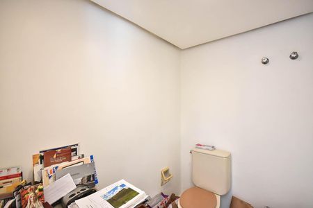 Apartamento para alugar com 204m², 3 quartos e 3 vagasBanheiro Suíte 1