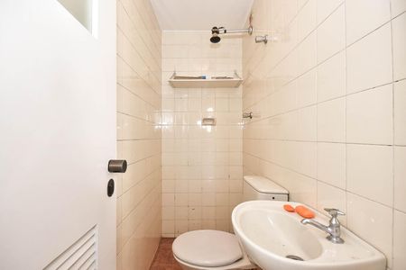 Apartamento para alugar com 204m², 3 quartos e 3 vagasBanheiro de Serviço