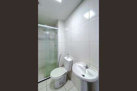 Banheiro de apartamento para alugar com 1 quarto, 26m² em Belenzinho, São Paulo