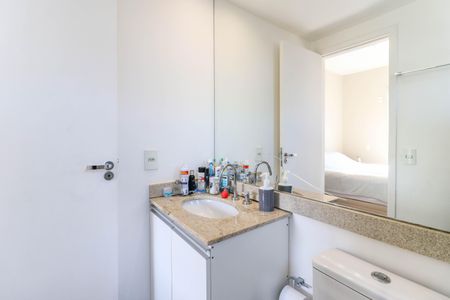 Apartamento à venda com 85m², 2 quartos e 2 vagasBanheiro da Suíte