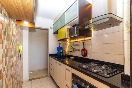 Apartamento à venda com 50m², 2 quartos e 1 vaga Apartamento à venda com 50m², 2 quartos e 1 vagaCozinha e Área de Serviço