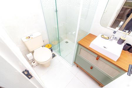 Apartamento à venda com 50m², 2 quartos e 1 vaga Apartamento à venda com 50m², 2 quartos e 1 vagaBanheiro social