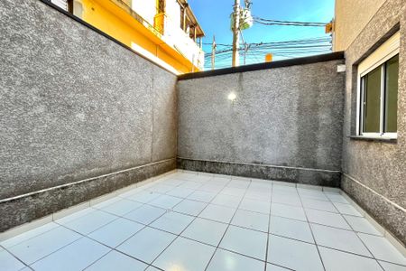 Apartamento para alugar com 46m², 1 quarto e 1 vagaVaranda